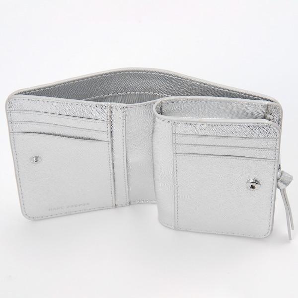 MARC JACOBS 二つ折り財布　シルバー MARC JACOBS（マーク・ジェイコブス） 二つ折り財布 ザ スナップ