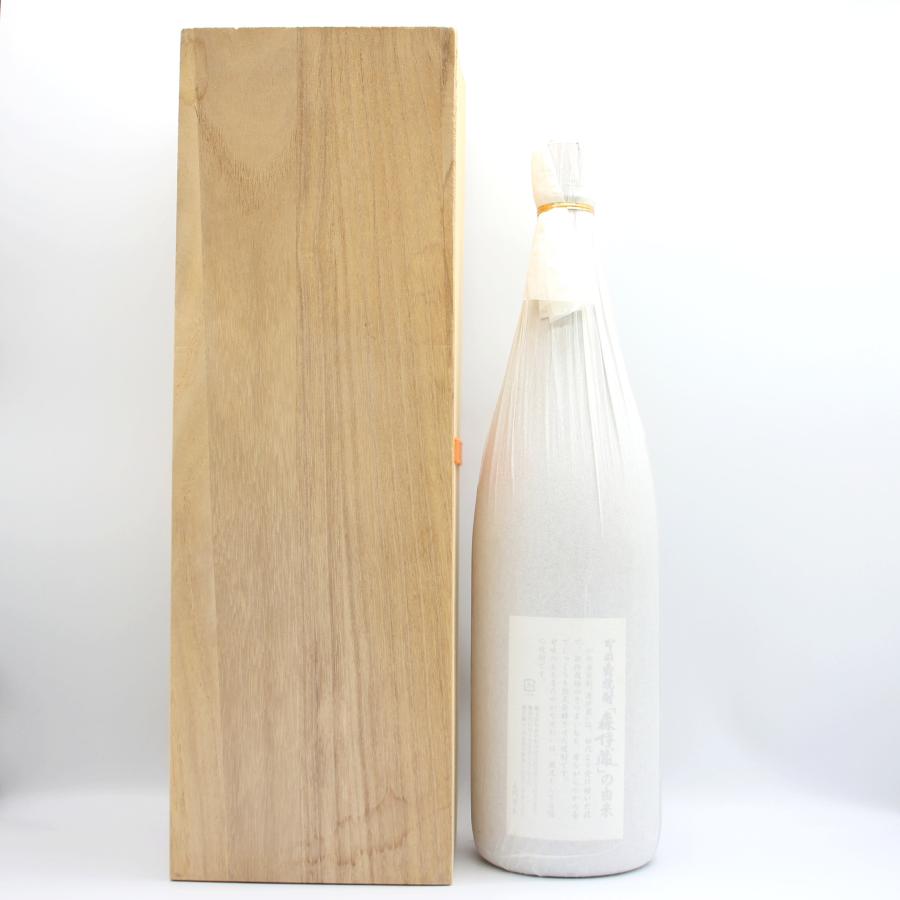 森伊蔵酒造 全国配送可能 本格焼酎 森伊蔵 かめ壺焼酎 25% 1800ml 木箱