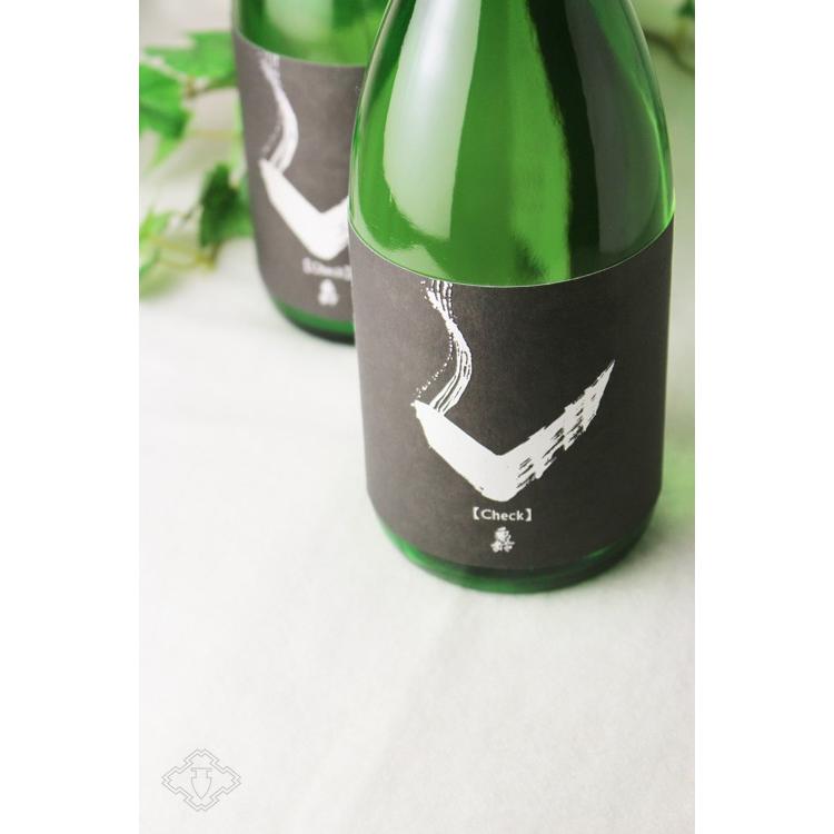 亀齢 Check  銀 純米無濾過生原酒　1800ml  (日本酒 亀齢酒造 広島県 きれい 要冷蔵) |  | 02