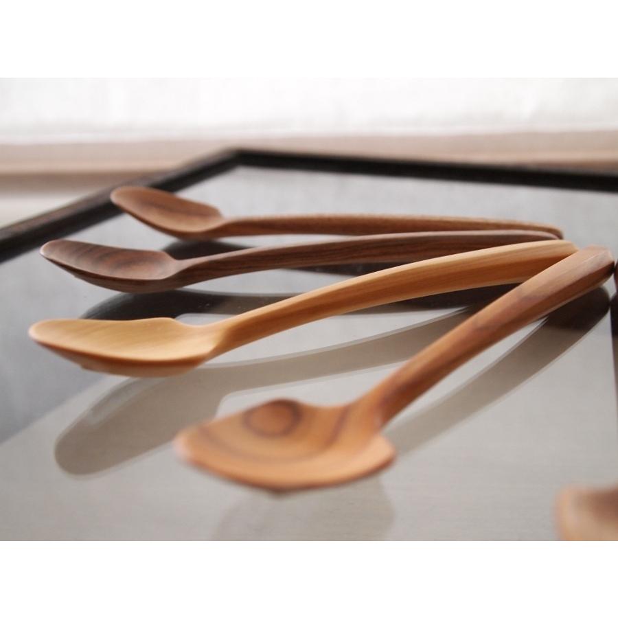 狐崎ゆうこさんのスコップみたいなコーヒースプーン : ロブ・ノール