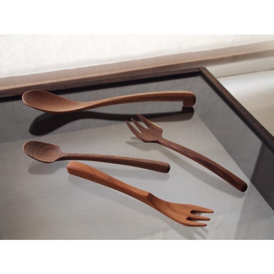 狐崎ゆうこさんのスコップみたいなコーヒースプーン : ロブ・ノール