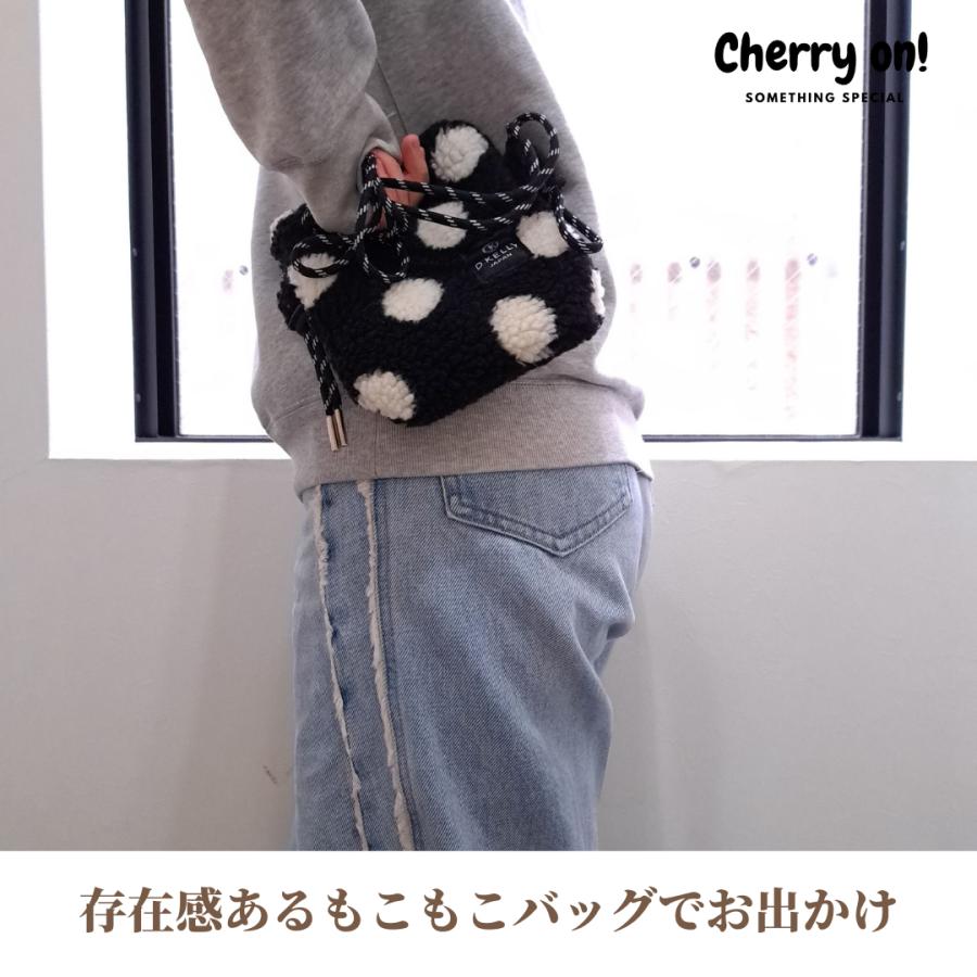 MAISON BOINET ヒョウ柄ショルダーポシェット MAISON BOINET（メゾンボワネ）の「MAISON BOINET レオパード