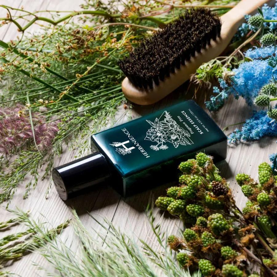 さくらの森 育毛剤 女性用 スカルプエッセンス 抜け毛予防 抜け毛 対策