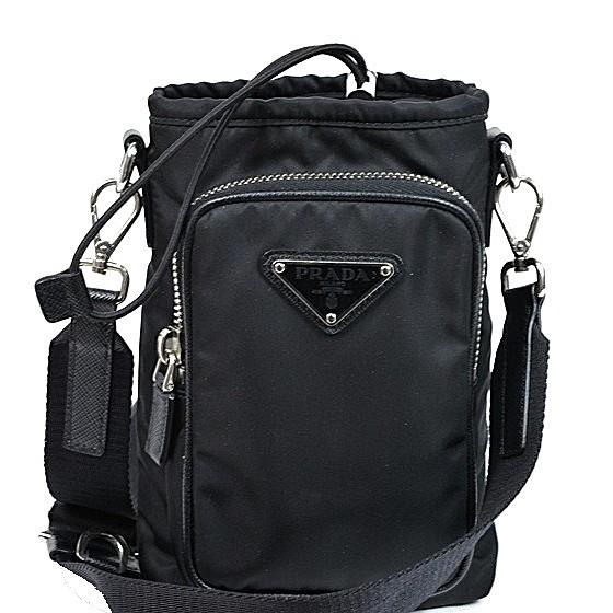 PRADA（プラダ） 【美品】プラダ 2ZH155 スマートフォンケース