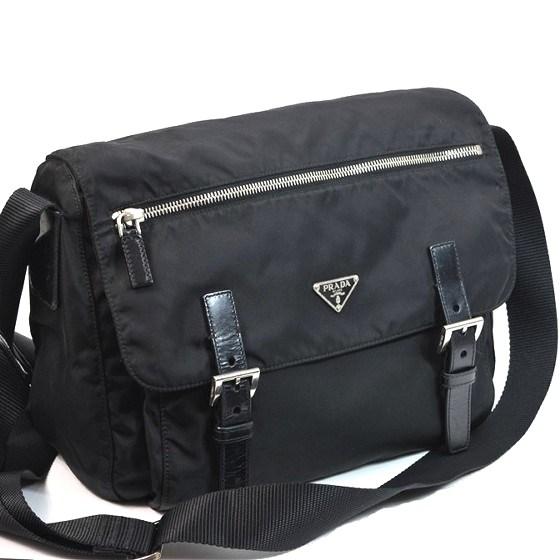PRADAメッセンジャーバッグ（黒） （BT6671）三角プレート⚫︎中古品 PRADA（プラダ） 【中古】プラダ BT6671 バッグ メッセンジャー 斜め
