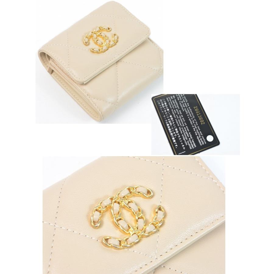 CHANEL 【美品】シャネル CHANEL 19 マトラッセ AP1064 三つ折り 財布  