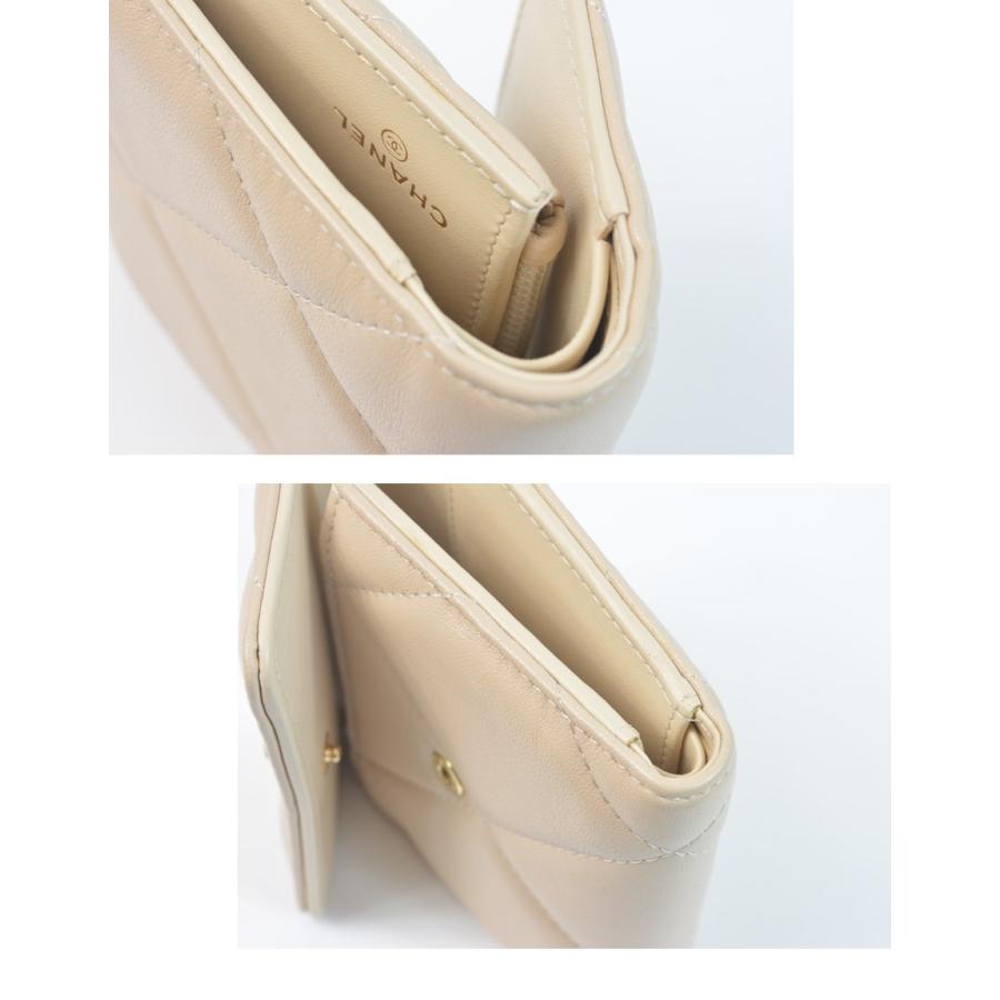 CHANEL 【美品】シャネル CHANEL 19 マトラッセ AP1064 三つ折り 財布  