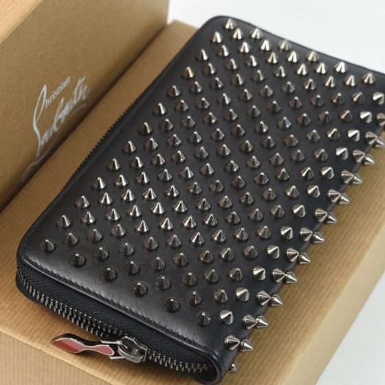 ⭐️ 極美品 ルブタン パネトーネ ラウンドファスナー 長財布 ブラック 鑑定済 Christian Louboutin クリスチャンルブタン Panettone Wallet