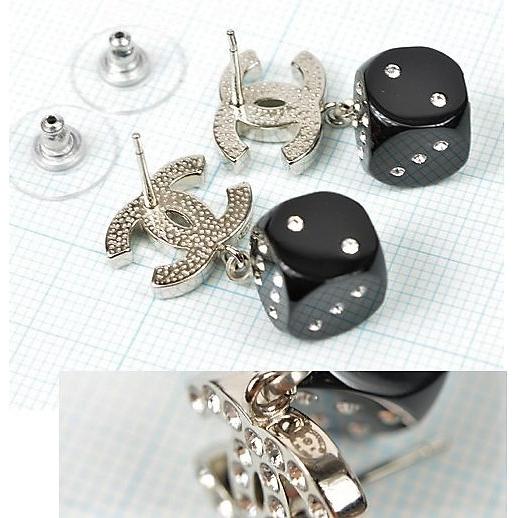 CHANEL シャネル ピアス ラインストーン ココマーク サイコロ CHANEL シャネル ピアス ラインストーン ココマーク サイコロ