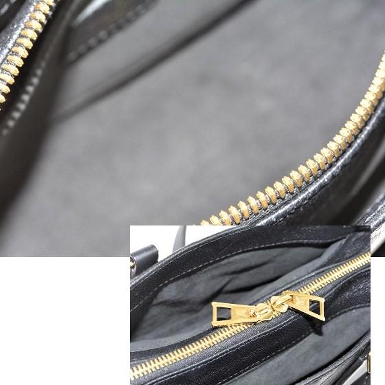 LOUIS VUITTON ルイヴィトン オンザゴー EW M23640 楽天市場】ルイヴィトン ハンドバッグ オンザゴー EW LV ロゴ レザー