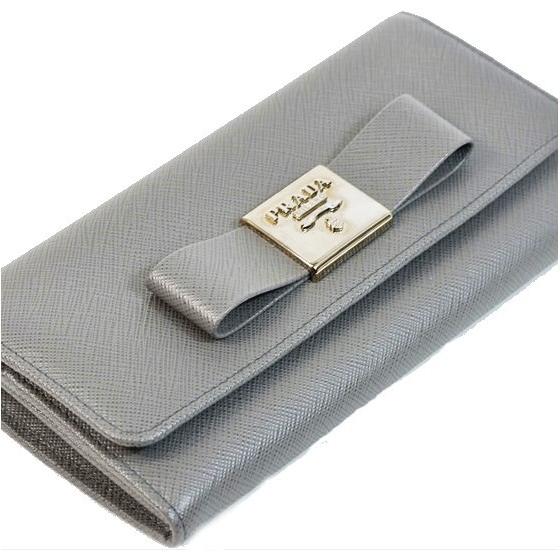 PRADA(プラダ) 長財布 - 1MH132 リボン PRADA（プラダ） 【美品】プラダ 財布 二つ折り 長財布 リボン 1MH132