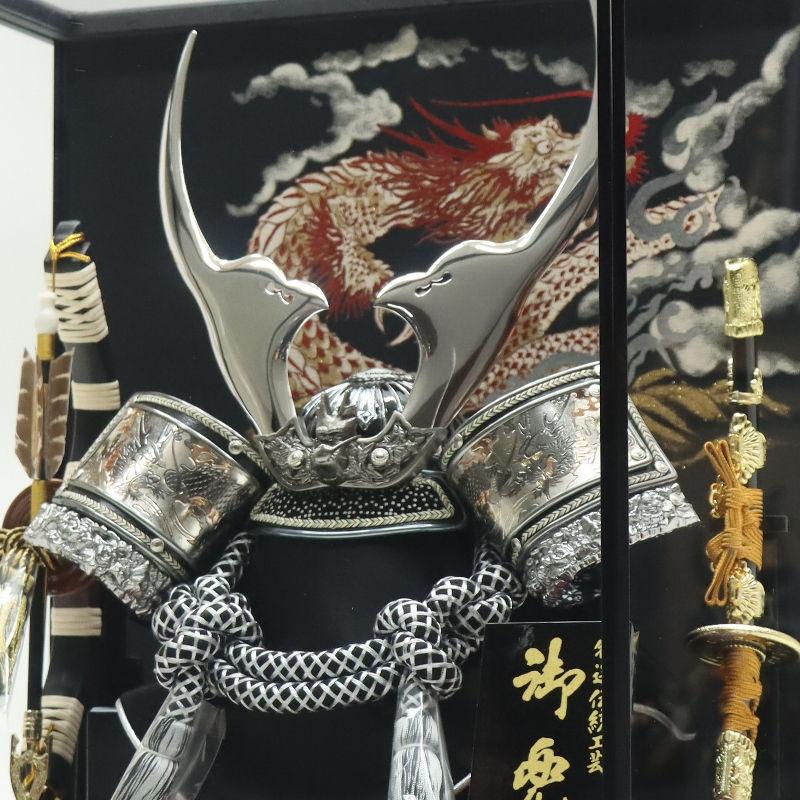 五月人形 ケース入兜 12号 貫前鍬形 六角ケース 2024-yb026 幅42cm