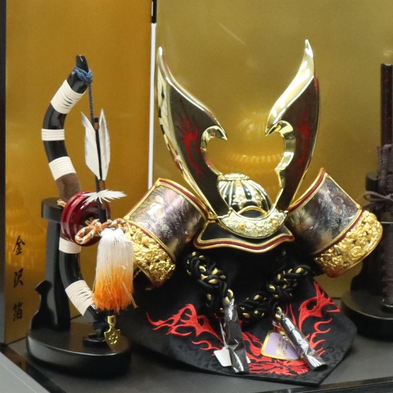 五月人形 兜飾り収納飾 美光作 11号 変則二曲金沢箔 2024-yb057 幅48cm