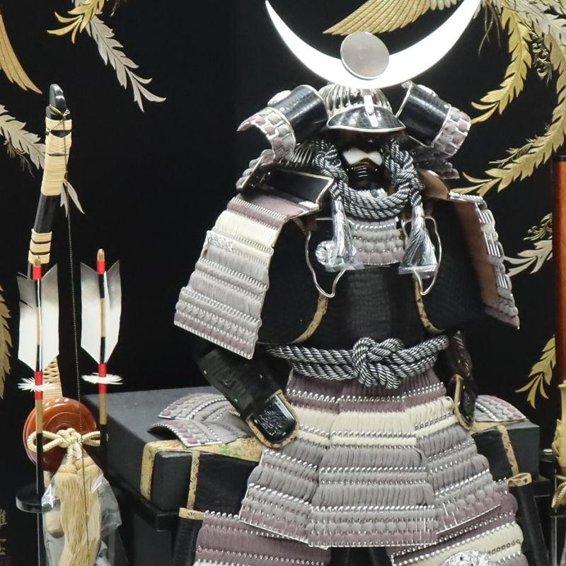 五月人形 鎧飾り平飾 伊正作 12号 上杉謙信 金彩鳳凰 2024-yb062 幅
