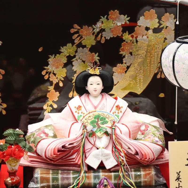 雛人形 段飾り 陽菜〜ひな 大三五親王 小三五官女 曙塗のしめ桜三段