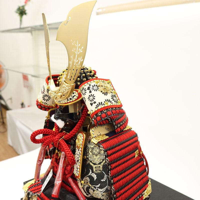 五月人形 鎧飾り平飾 翠鳳作 7号 不動神 大鎧 研出笹唐草 2025-tb126