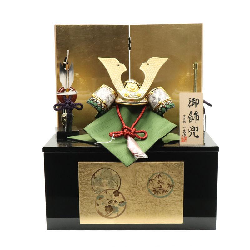 美品　新品並み　豪華　五月人形 五月人形 兜飾り収納飾 一久作 5号 エディション100（花丸）黒金 2025