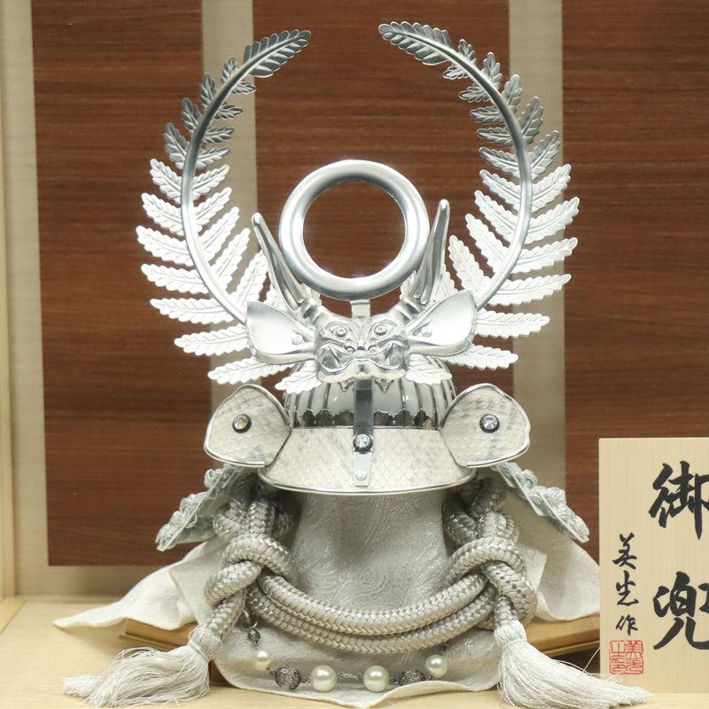 五月人形 ケース入兜 幻〜斬銀 徳川家康 USB照明付き 2025-yb026 幅