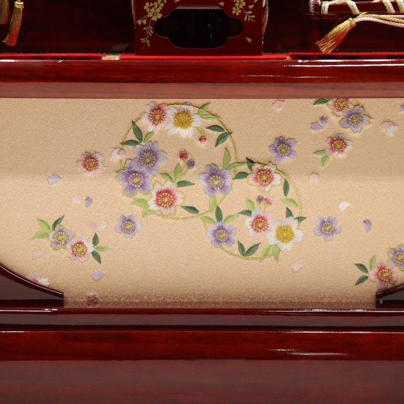 雛人形 段飾り 春菜 十番親王 小三五官女 雪輪桜刺繍 春慶塗り落とし屏風辻が花 2025-yg005 幅140cm 三段飾_7