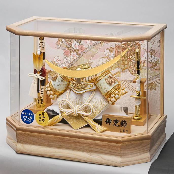五月人形 ケース飾り兜 山科 伊達政宗の兜 幅42cm 六角パノラマアクリルケース WO金ぼかし