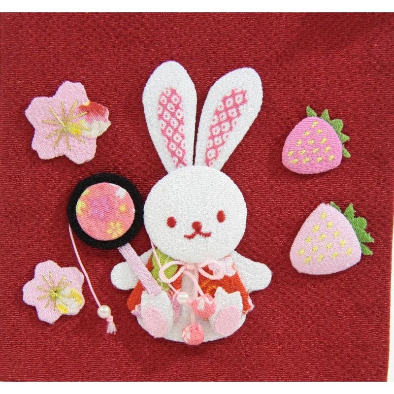 名前旗 押絵いちごうさぎ 赤生地 白色刺繍文字 特中 スタンド付き 3-iu-m-wの画像