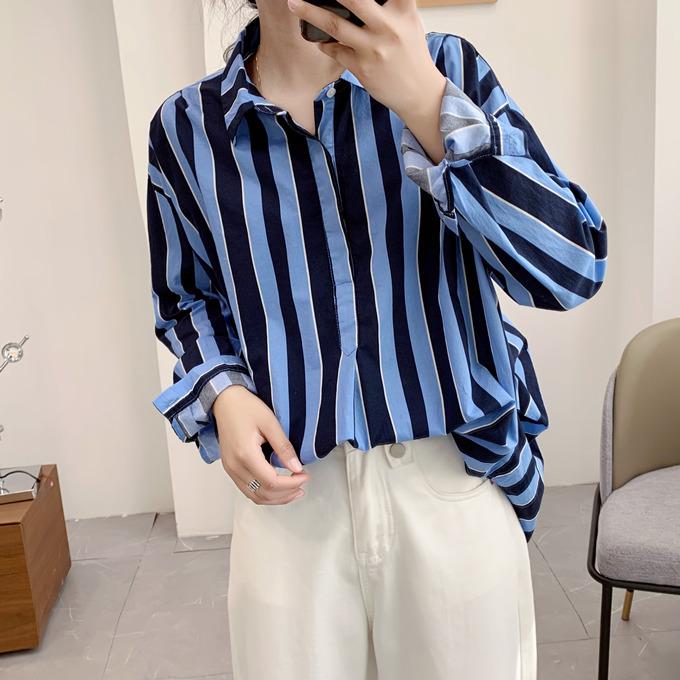 cen. セン ゆったり フリル ドロップカラー ブラウス シャツ 紺 長袖 cen. セン ゆったり フリル ドロップカラー ブラウス シャツ 紺