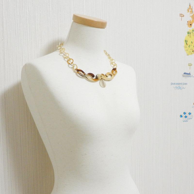 水牛 ショートネックレス 上品な女性らしさ 48cm（21）バッファロー 