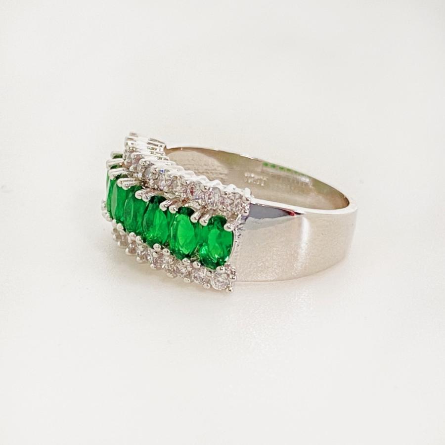 エレガントなリング 即納☆送料無料 人気デザイン エメラルド キュービックジルコニア