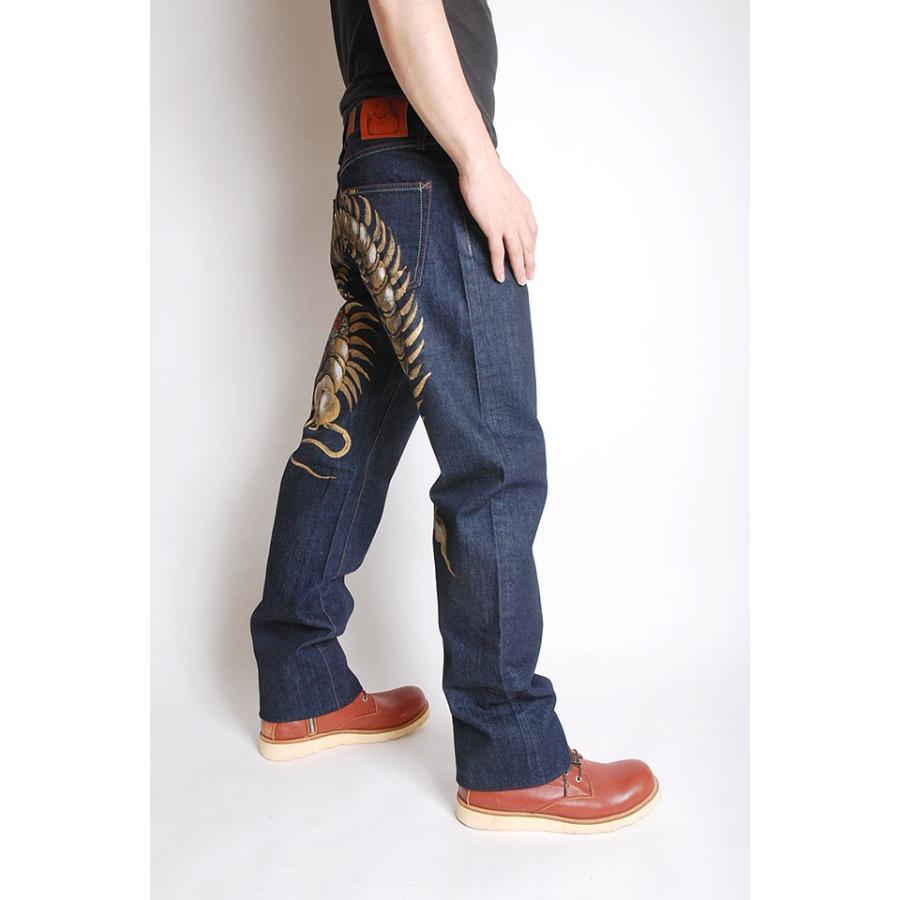 泥棒日記　百足　ムカデ　プリント　デニム　パンツ　ジーンズ　和柄 禅×泥棒日記限定コラボ「金色百足」手描き京友禅ジーンズ◇泥棒日記