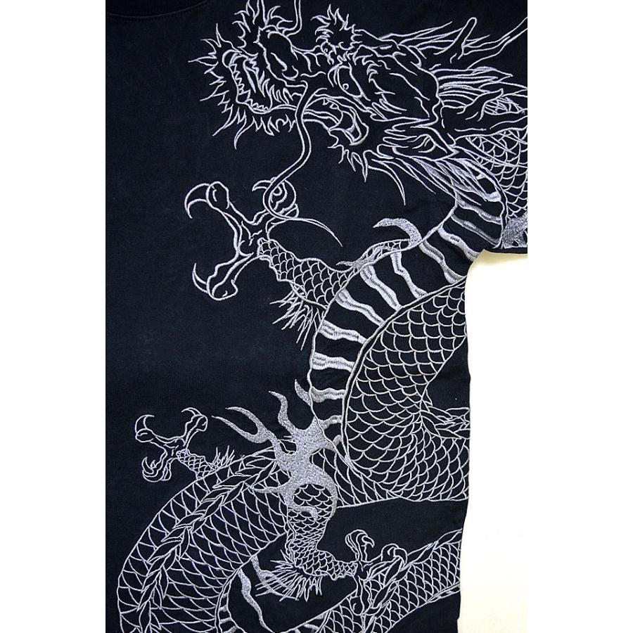 粋 龍の戯れ半袖Tシャツ 絡繰魂 242060 和柄 和風 刺繍 竜 ドラゴン