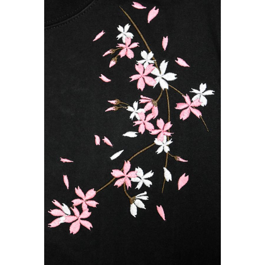 桜吹雪刺繍ロングTシャツ 絡繰魂 261041 和柄 和風 さくら サクラ 長袖