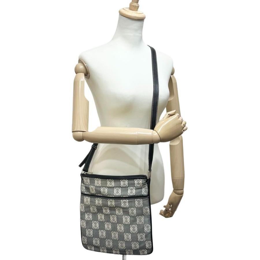 LOEWE ロエベ ショルダーバッグ キャンバス ブラック リピートアナグラム