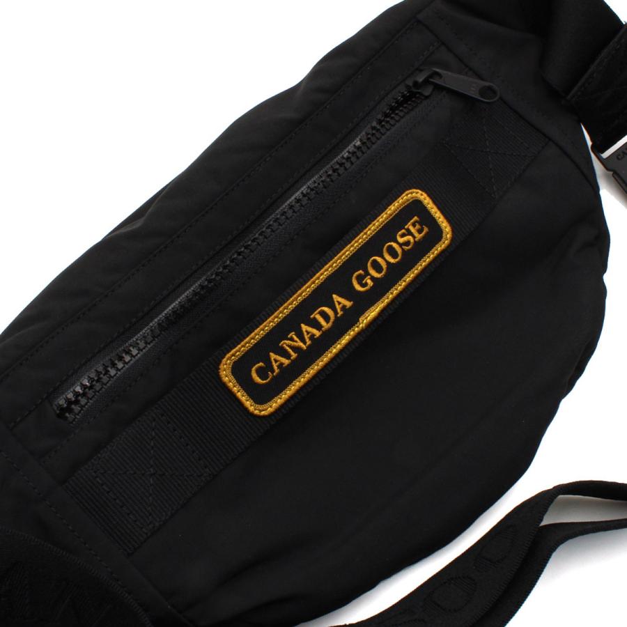 カナダグース CANADA GOOSE バッグ メッセンジャー ワンショルダー ボディバッグ 8833U 61 メンズ レディース ブラック