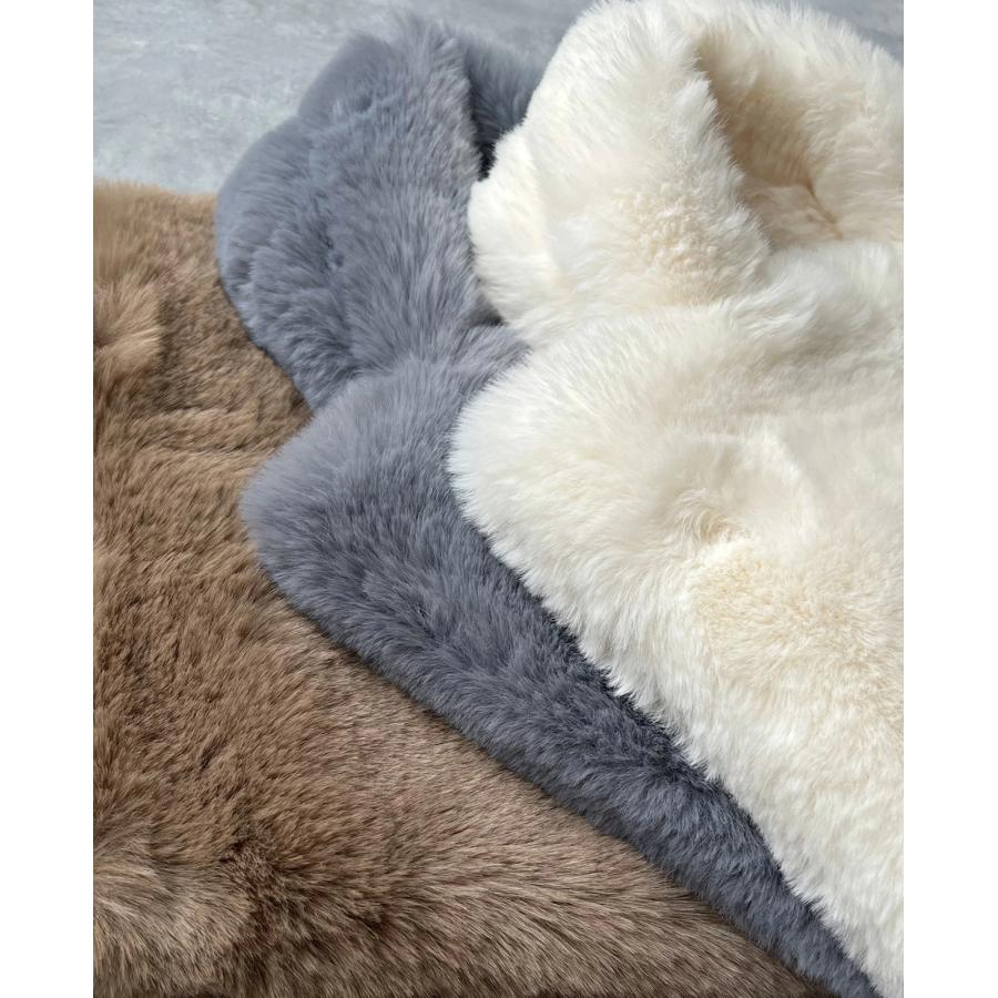触り感がとても良いsheepskin服を譲ります。。