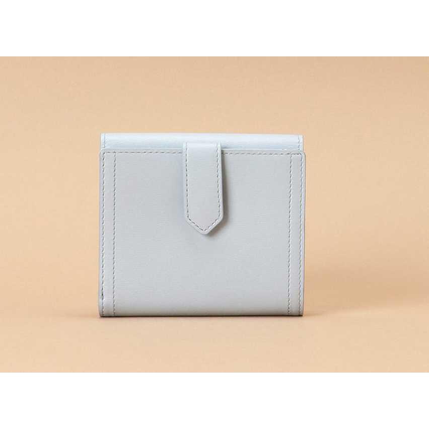 【新品】Samantha Thavasa 二つ折り財布 ライトグレー Samantha Thavasa（サマンサタバサ） 送料無料 ST ロゴ モチーフ 牛革