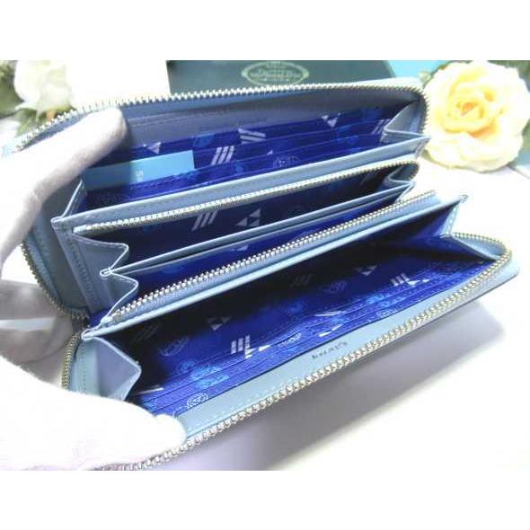 サマンサタバサ　ツイステッドワンダーランド　折財布　イグニハイド Samantha Thavasa（サマンサタバサ） 送料無料 限定 ディズニー