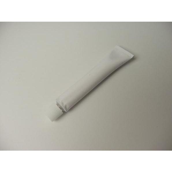 チューブ入り くすね 弓道 弓具 弓道用品 C-061 【ネコポス対象】 | ブランド登録なし