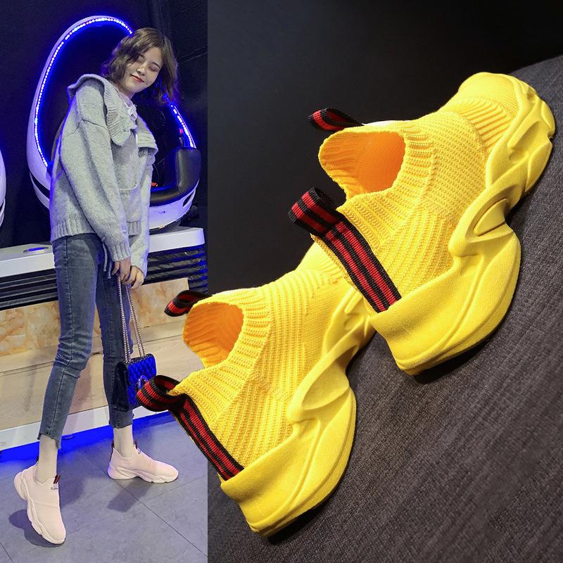 レディース スニーカー 夏 メンズ おしゃれ シューズ 黒 白 安い スポーツ 通気 軽量 セール 4色 有名ブランド