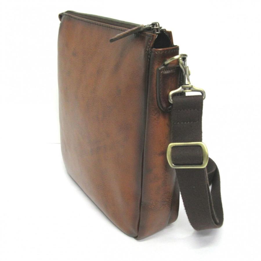 LO HOMME PRESSE[ロ・オム・プレッセ]本革製ショルダーバッグ 71882