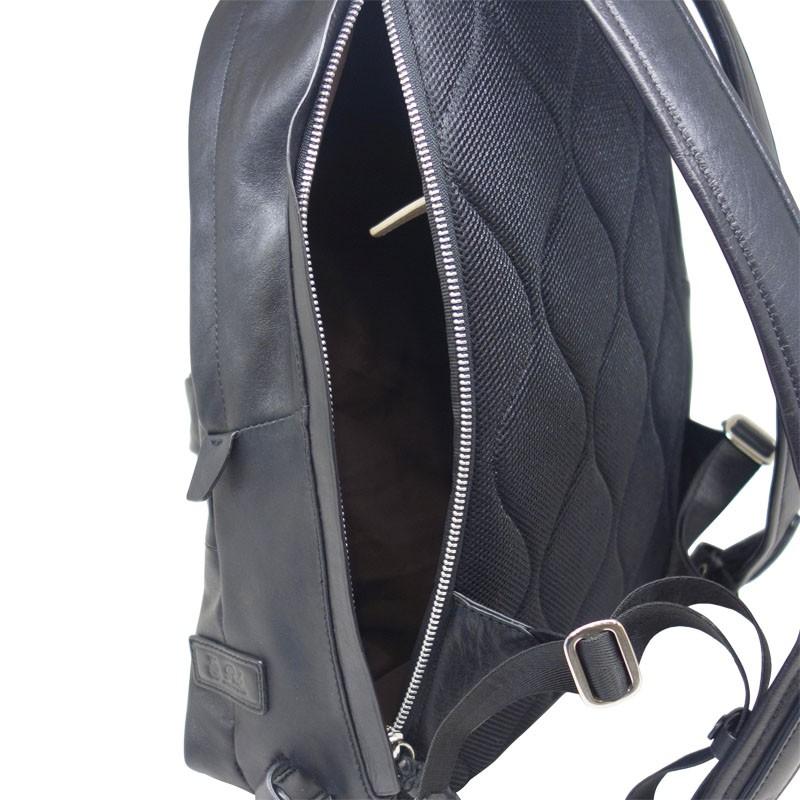 ロワード ピーアイディー・ネムス ［PID］ 本革製 レザー デイパック