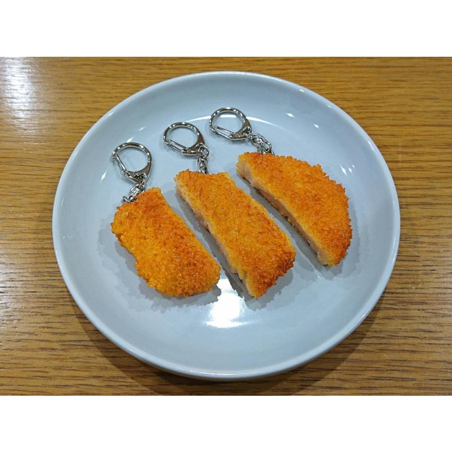 実物大　「勝つカツ勝つ」トンカツキーホルダー　3切れセット(1号2号6号)　食品サンプル　必勝祈願　合格祈願　プレゼント |  | 01