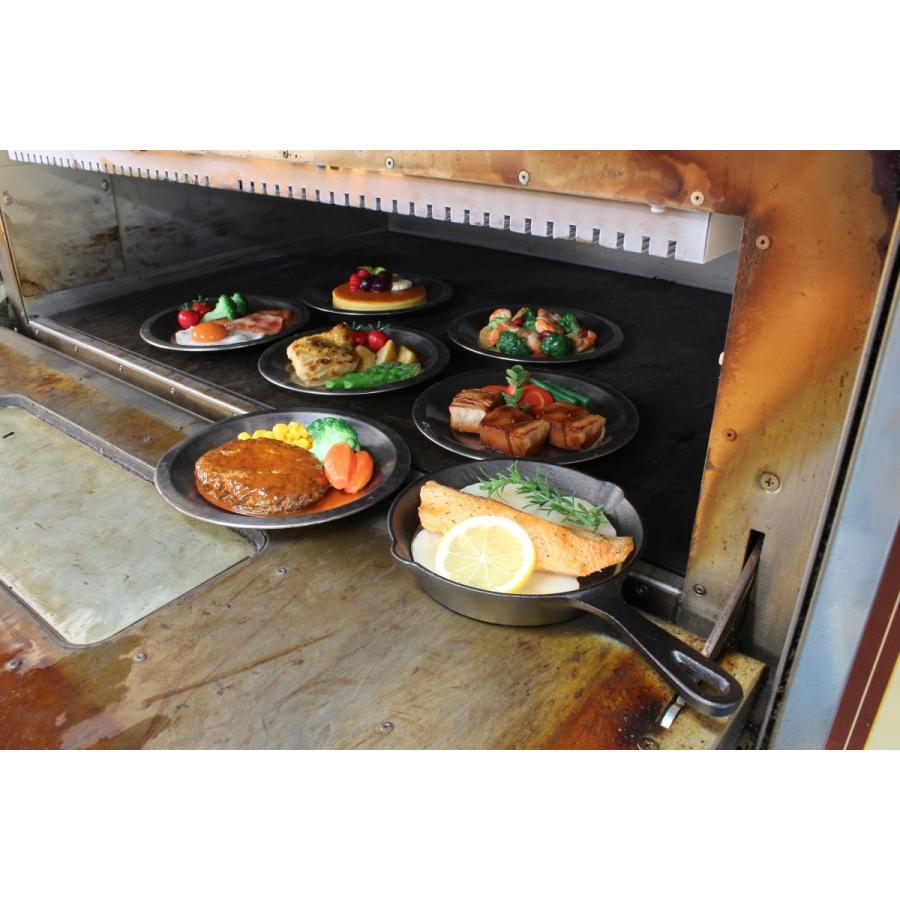 食品サンプル　スキレット用サーモン　６インチ　１５センチ　販促物　インテリア  アウトドア　 |  | 04