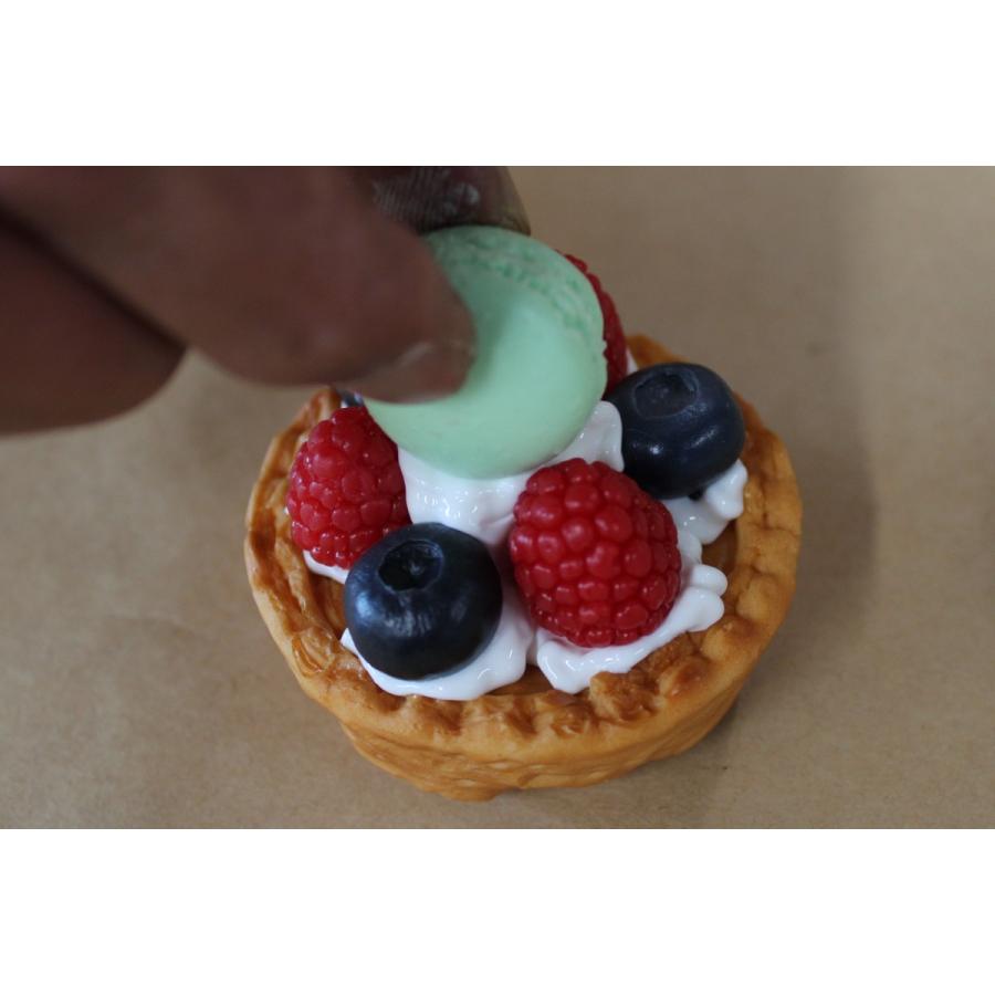 食品サンプル　ホイップを絞るだけのかんたん工作キット　タルト　夏休み　自作　工作　手作り (マカロンベリーベリー) |  | 04