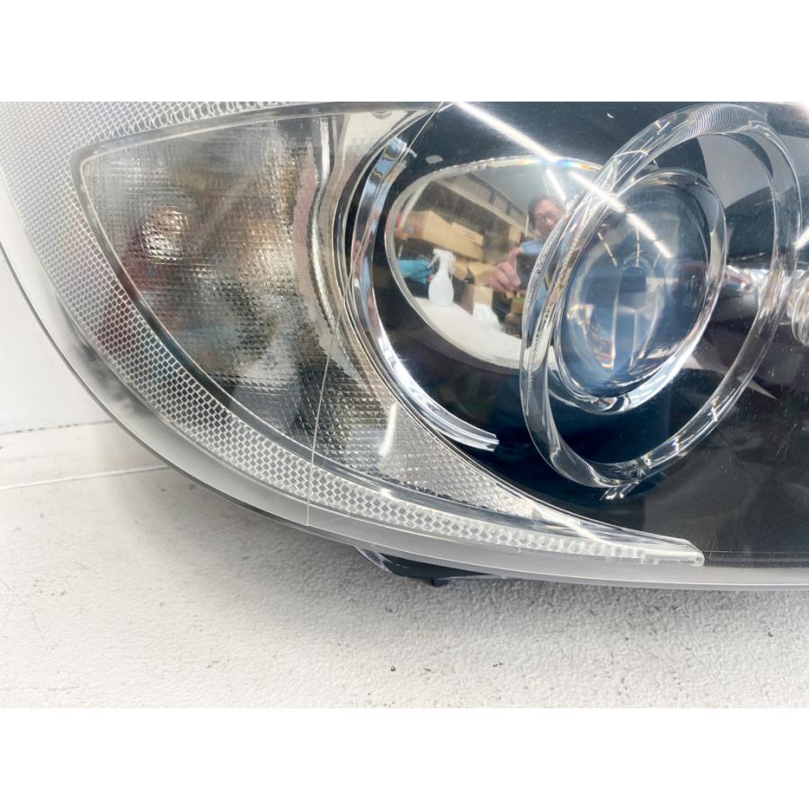 BMW 3シリーズ E91 320i ツーリング 2000 ABA-VR20 純正 右 ヘッド