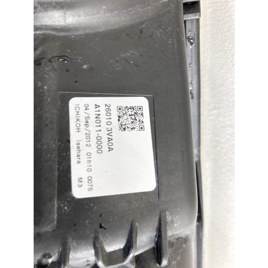 日産 E12ノートニスモS 後期 純正ヘッドライト 右 日産 E12ノートニスモS 後期 純正ヘッドライト 右