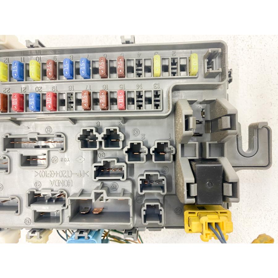 ホンダ アクティバン SDX 4WD GBD-HH6 E07Z 純正 室内 ヒューズ