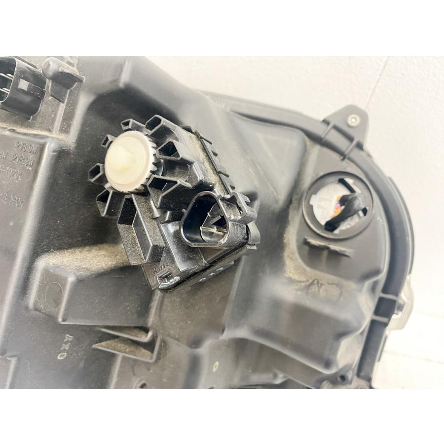 ダイハツ タント LA650S LA660S 純正 左 ヘッドライト KOITO-100-69074