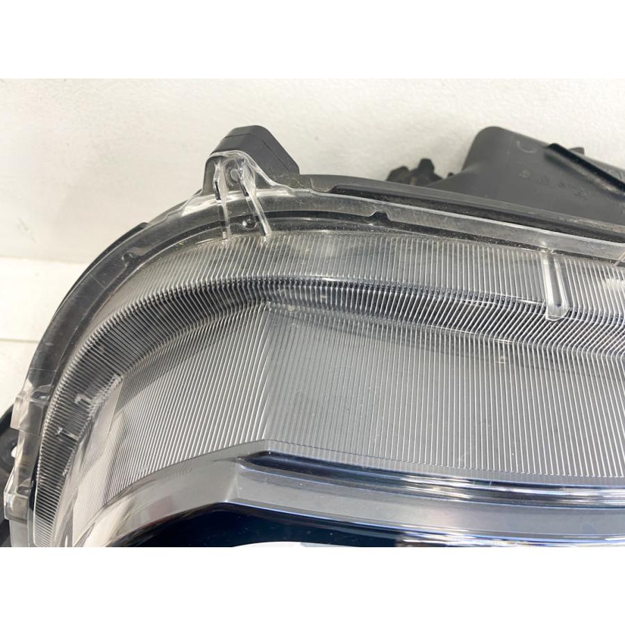 ダイハツ タント LA650S LA660S 純正 左 ヘッドライト KOITO-100-69074