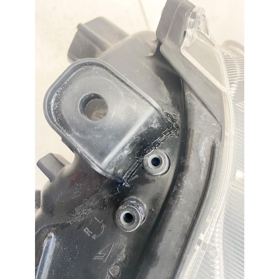 ダイハツ タント LA650S LA660S 純正 左 ヘッドライト KOITO-100-69074