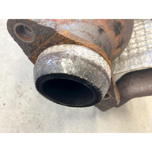 ダイハツ ミラ 純正 触媒 キャタライザー